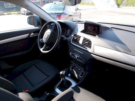 AUDI Q3 2.0 TDI 120 CV AMBIENTE BV6   ******** 1ERE MAIN AVEC 85418 KMS **********